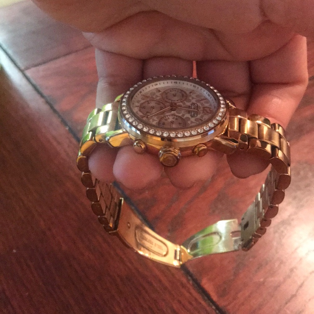 Women’s Watch - Picture 8 of 8